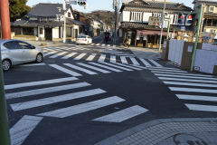 Street crossing in all directions in Kamakura, Japan