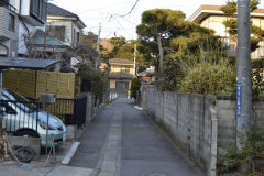 Street scene in Kamakura, Japan